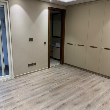 Room in 4 BHK Builder Floor at Vasant Vihar – for Sale