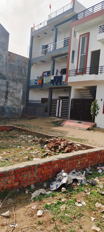  Plot – Exterior View View at Kamta - for Sale