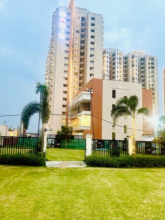 3 BHK Apartment For Resale in Oasis GrandStand Yex Sector 22d Greater Noida  7057235