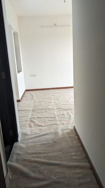 Room in 2 BHK Apartment at Lodha Splendora, Ghodbunder Road – for Sale