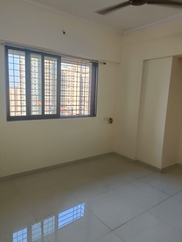 Room, unnathi-woods-phase-1-and-2 1 Bedroom 395 Sq.Ft. Apartment In Ghodbunder Road Thane 7057332