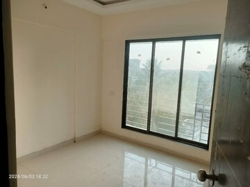 Room in 1 BHK Apartment at Viva Ganga CHS, Nalasopara West – for Sale