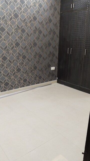 Balcony in 3 BHK Builder Floor at Himalaya Apartment Vasundhara, Vasundhara Sector 5 – for Sale