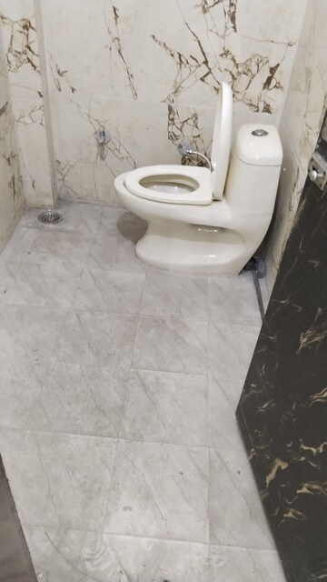 Bathroom in 3 BHK Builder Floor at Himalaya Apartment Vasundhara, Vasundhara Sector 5 – for Sale