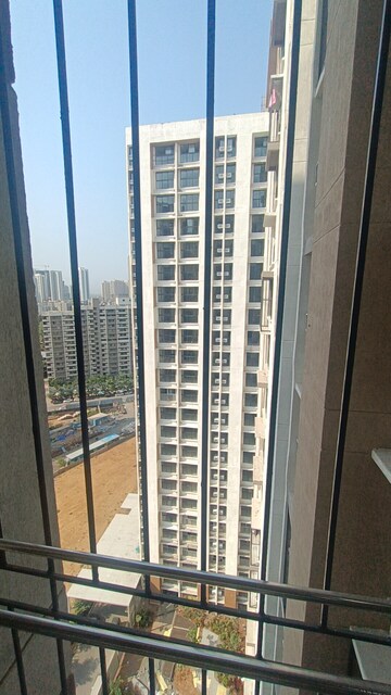 2 BHK Apartment For Sale in Lodha Casa Viva, Majiwada