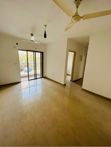 1.5 BHK Apartment For Sale in Lodha Casa Rio Gold, Dombivli East