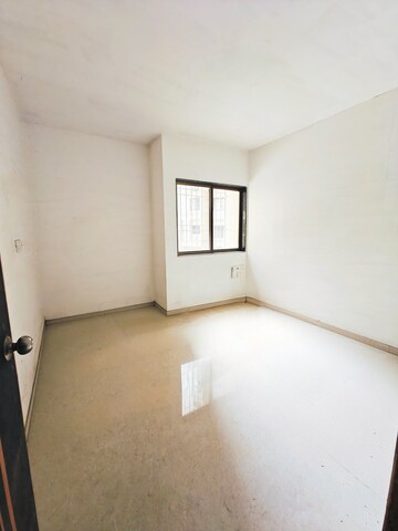 Room in 2 BHK Apartment at Cosmos Jewels Ruby, Ghodbunder Road – for Sale