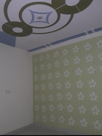 Room in 3 BHK Independent House at Kamta – for Sale