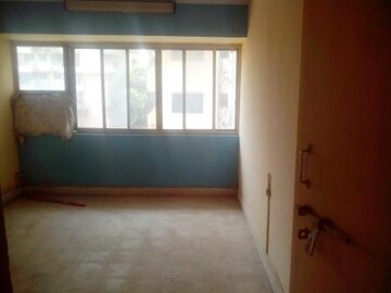 Room in 4 BHK Apartment at Godrej Park, Kalyan West – for Sale