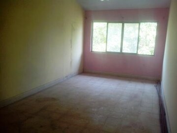 Room in 4 BHK Apartment at Godrej Park, Kalyan West – for Sale