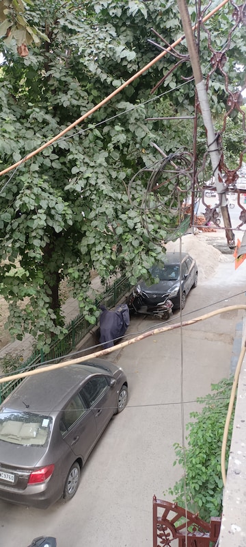 Balcony in 2 BHK Builder Floor at Subhash Nagar – for Sale