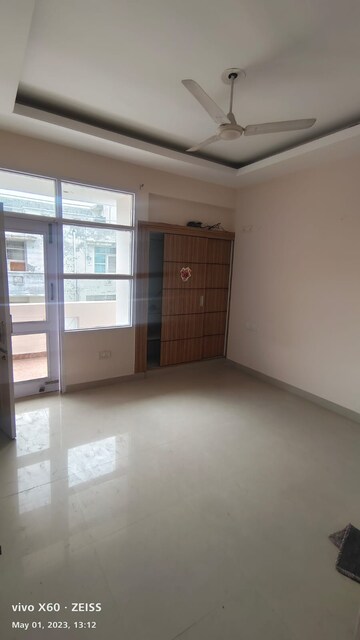 Room in 2 BHK Builder Floor at Patiala Road – for Sale