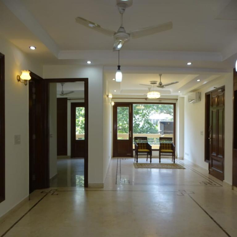 Rental 3 Bedroom 276 Sq.Yd. Builder Floor in Panchsheel Enclave Delhi