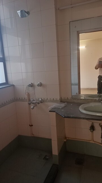 Bathroom in 3 BHK Apartment at Vipul Greens, Sector 48 – for Sale