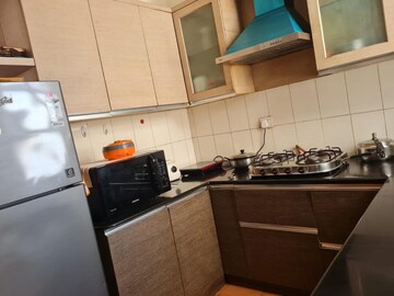 Master Bedroom in 4 BHK Apartment at Vipul Greens, Sector 48 – for Sale