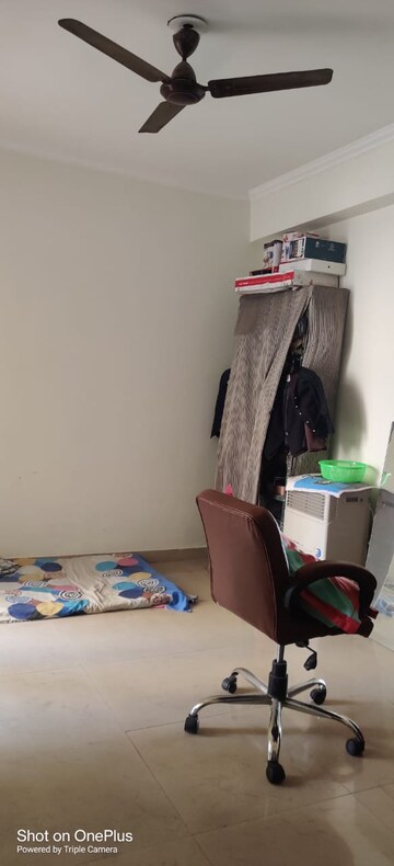 Furnished Amenities in 2 BHK Apartment at Supertech Ecociti, Sector 137 – for Sale