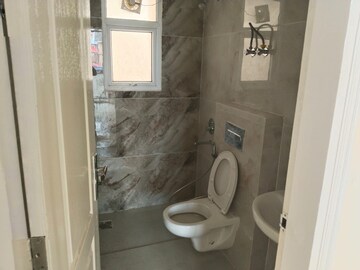 Bathroom in 3 BHK Apartment at Omaxe Waterscapes, Gomti Nagar – for Sale