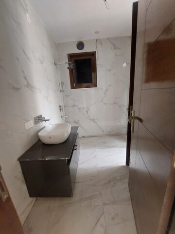 Attached Bathroom in 3 BHK Builder Floor at Sector 31 – for Sale