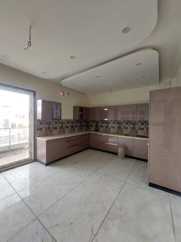 Kitchen in 3 BHK Builder Floor at Sector 31 – for Sale