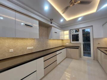 Kitchen in 4 BHK Builder Floor at Sector 43 – for Sale