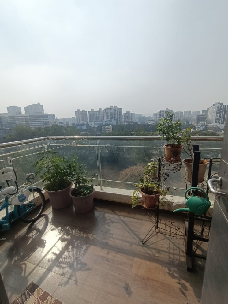Balcony, paranjape-azure 3 Bedroom 1550 Sq.Ft. Apartment In Tathawade Pune 7060093