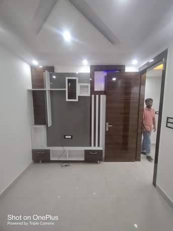 2 BHK Builder Floor For Rent in Dwarka Mor Delhi 7060200