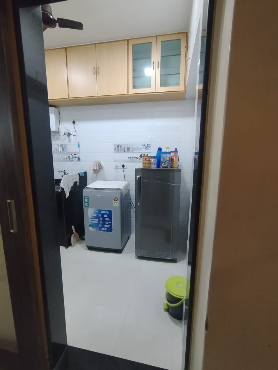 Rental 1 Bedroom 400 Sq.Ft. Apartment in Green Meadows Bluilding 2 Chs