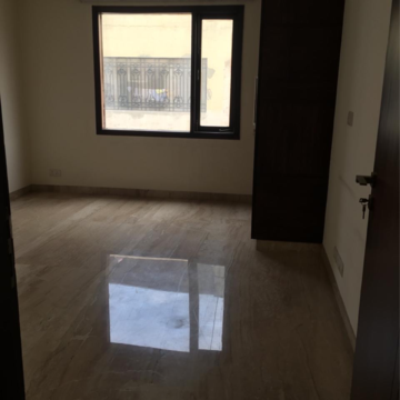 Room in 3 BHK Builder Floor at Lajpat Nagar I – for Sale