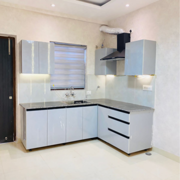 Kitchen in 1 BHK Builder Floor at Patiala Road – for Sale