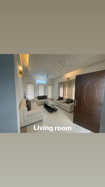 Living Room in 3 BHK Builder Floor at JakhaN-Rajpur Road – for Sale