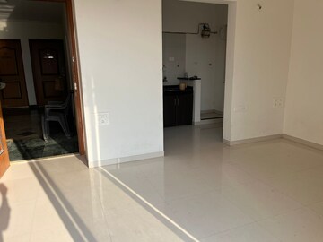 Room in 1.5 BHK Apartment at Nyati Evita, Dhanori – for Sale
