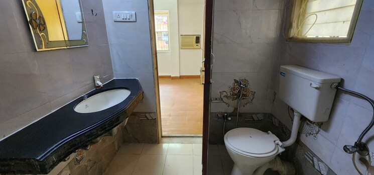 Bathroom, silver-sand-chs 2 Bedroom 1000 Sq.Ft. Apartment In Andheri West Mumbai 7066084