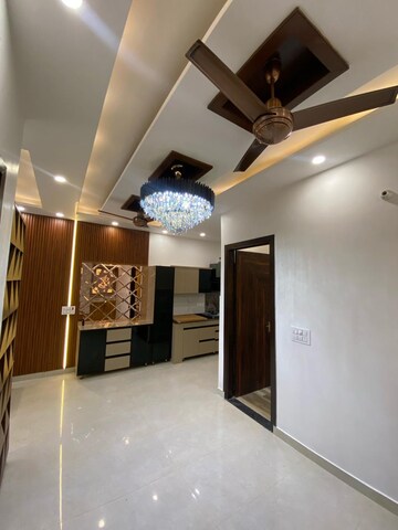 Room in 4 BHK Apartment at Kharar Landran Road – for Sale