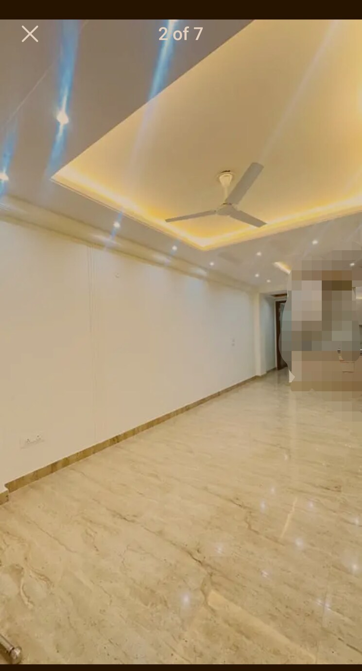 Room, south extension ii 3 Bedroom 210 Sq.Yd. Builder Floor In South Extension ii Delhi 7066316