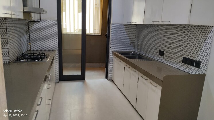 Kitchen, rustomjee-paramount 3 Bedroom 1287 Sq.Ft. Apartment In Khar West Mumbai 7066553