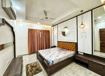 Bedroom in 5 BHK Independent House at Gandhi Path – for Sale
