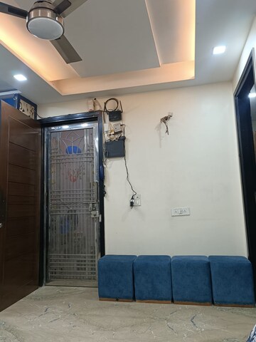 Furnished Amenities in 2 BHK Builder Floor at Shalimar Garden – for Sale