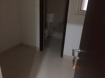 Room in 3.5 BHK Apartment at Prestige Falcon City, Konanakunte – for Sale