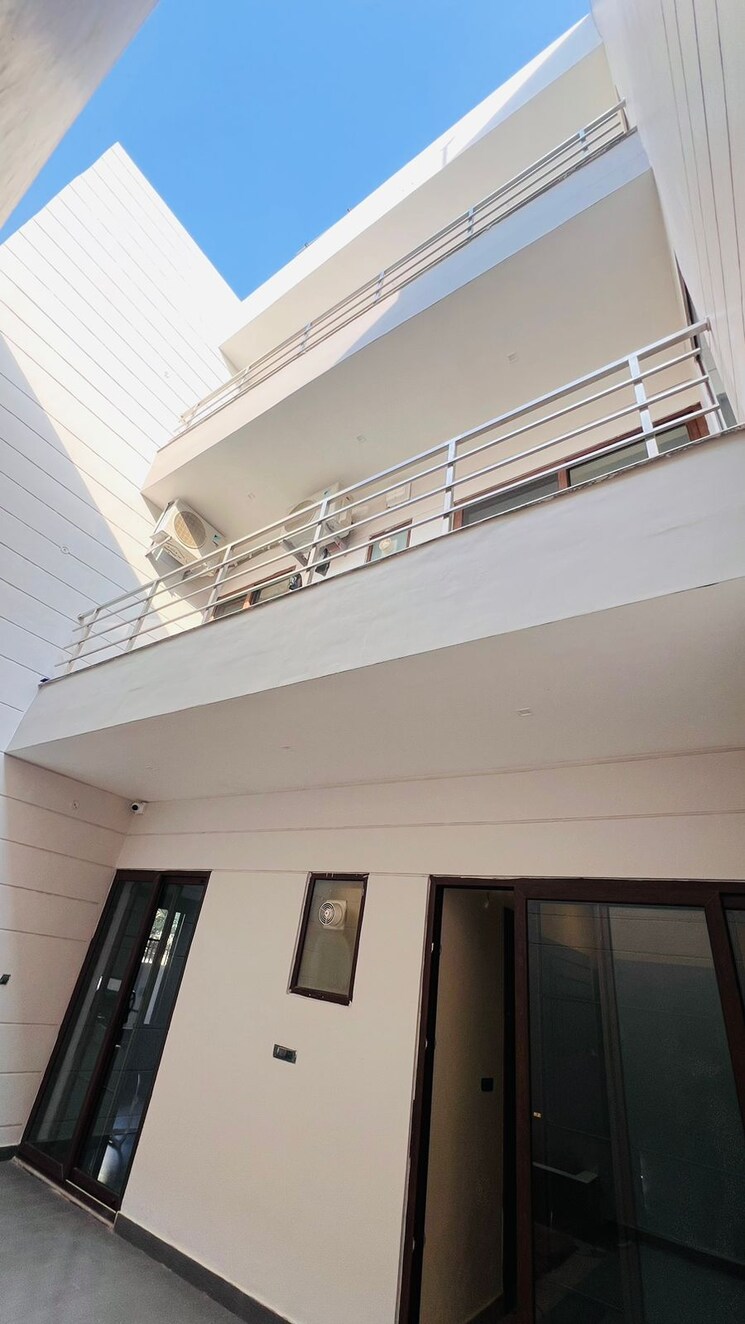 undefined, unitech-south-city 6+ Bedroom 3500 Sq.Ft. Villa In South City Lucknow 7066870