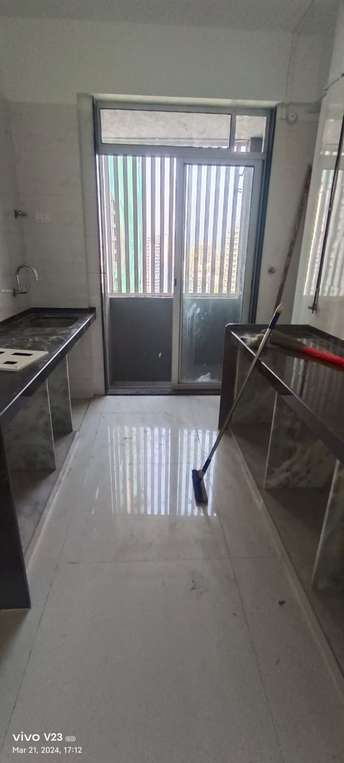 2 BHK Apartment For Rent in Shreeji Atlantis Malad West Mumbai 7066915