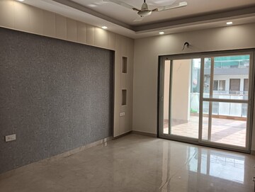 Bedroom in 4 BHK Builder Floor at Sector 37 – for Sale