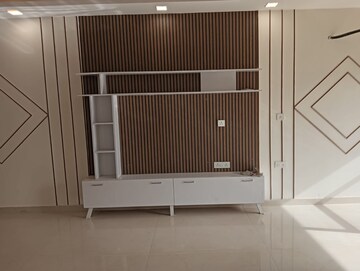 Room in 4 BHK Builder Floor at Sector 37 – for Sale