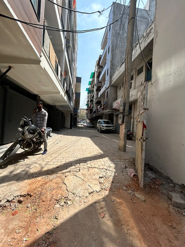  Parking, sector m14 3 Bedroom 901 Sq.Ft. Independent House In Sector M14 Gurgaon 7067345