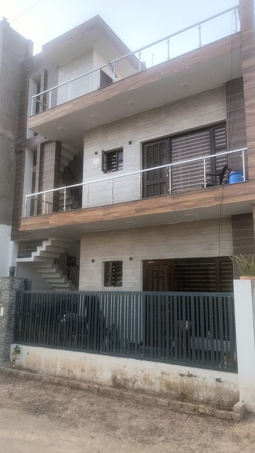 4 BHK Independent House For Sale in Kharar Mohali Road