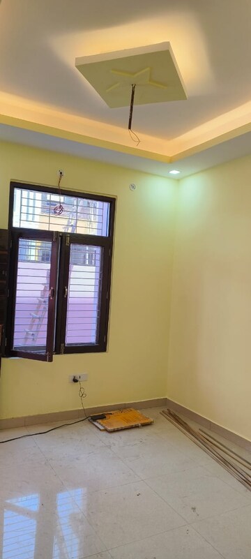 Room in 2 BHK Independent House at Faizabad Road – for Sale