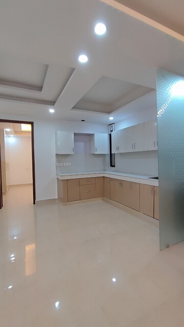 Room in 3 BHK Builder Floor at Chattarpur – for Sale
