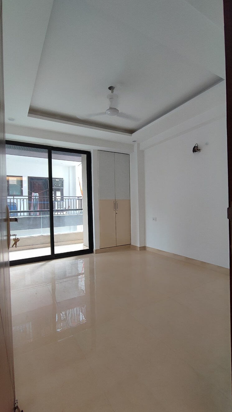 Room, chattarpur 3 Bedroom 1300 Sq.Ft. Builder Floor In Chattarpur Delhi 7068326