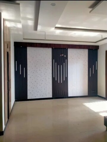 Room in 4 BHK Penthouse at Ghazipur – for Sale