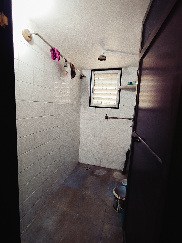 Bathroom, sadhana-chs-tilak-nagar 1 Bedroom 565 Sq.Ft. Apartment In Tilak Nagar Thane 7068692