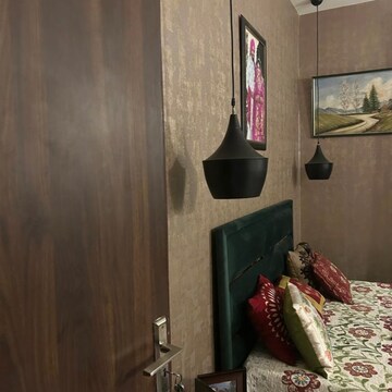 Room in 3 BHK Apartment at Sector 66 B – for Sale